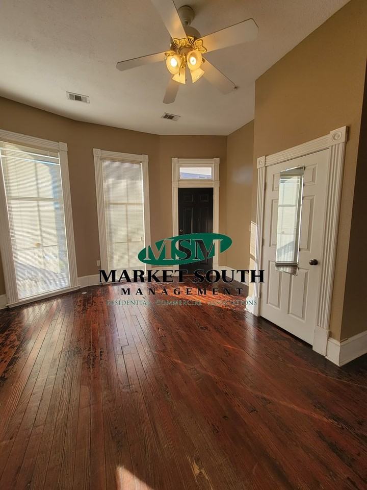 2006 Habersham St - Photo 4 of 17