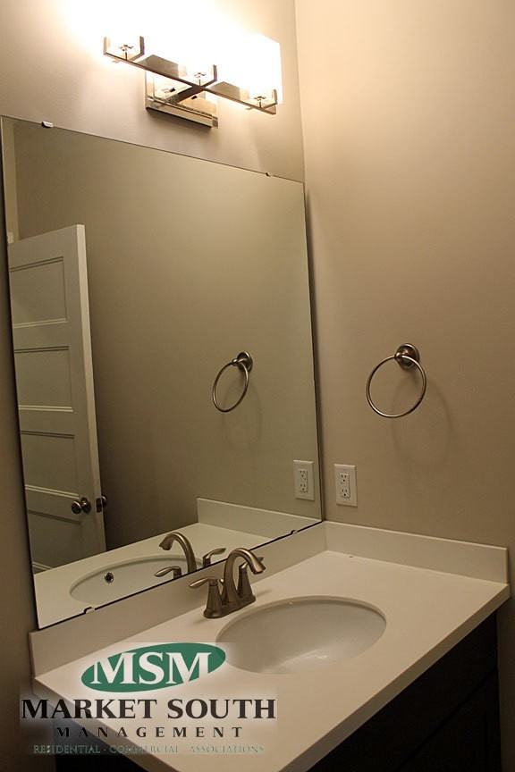 5 W Broughton St #404 - Photo 7 of 11
