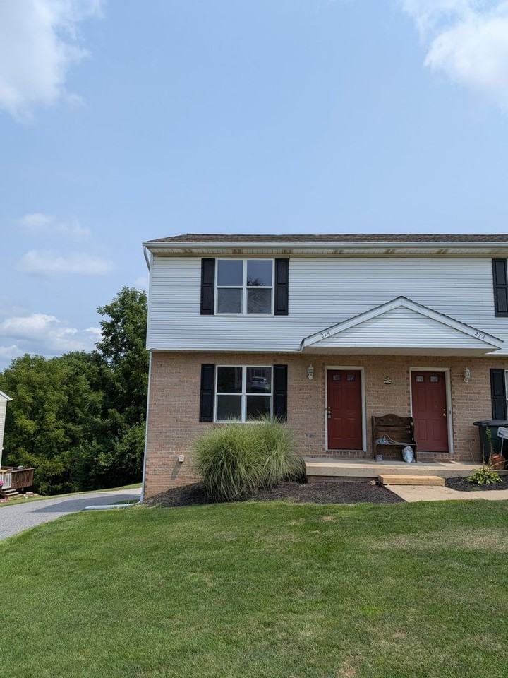214 Craigdan Dr
