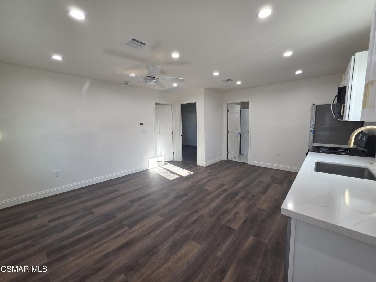 22158 Eccles St - Photo 2 of 14