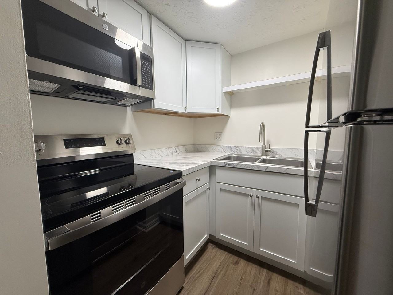 Two-Bedroom Apartments Available at Echo Pointe - Photo 5 of 13