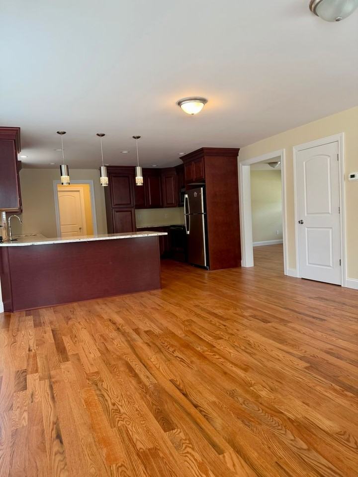 497 Carnation Dr - Photo 2 of 19