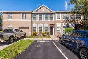 featured image of 10112 Farmingdale Pl
