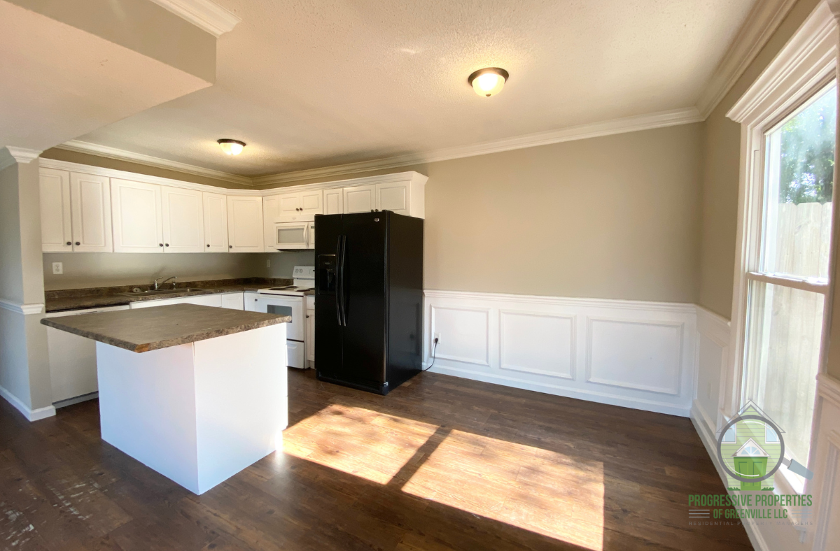 105 Osmond Dr #1 - Photo 4 of 15
