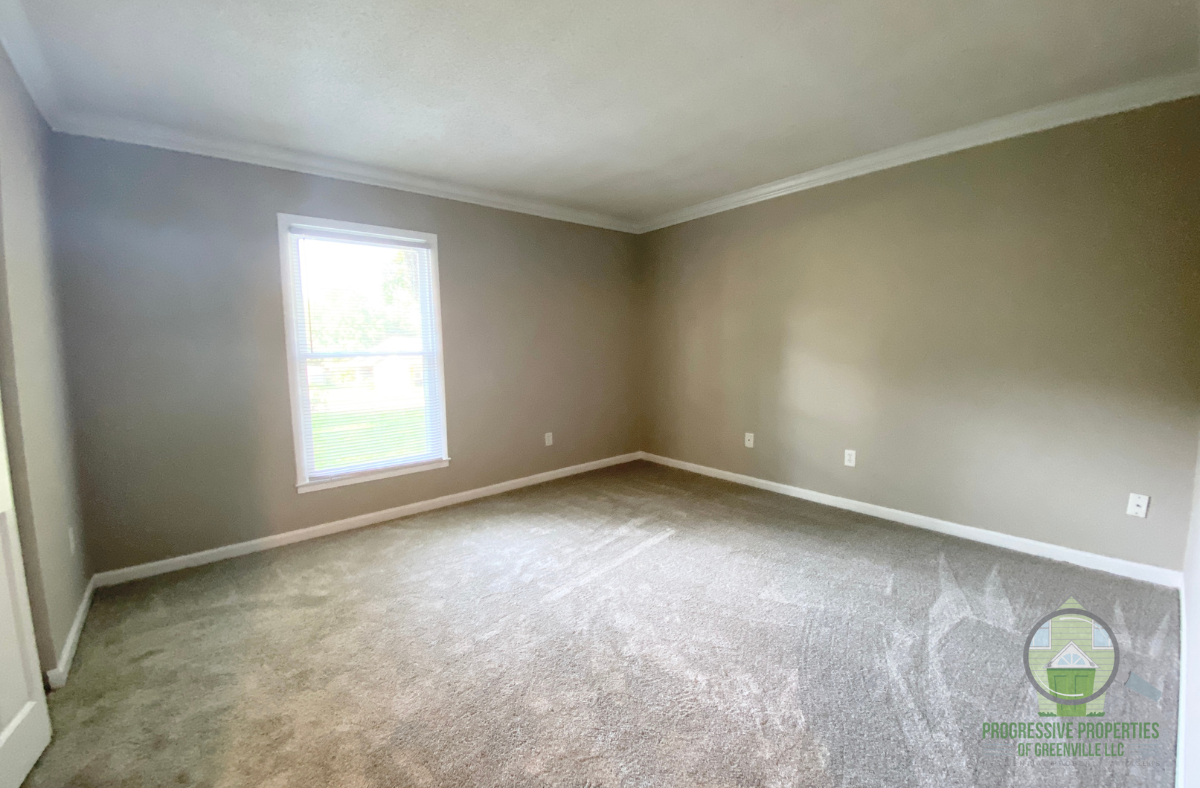 105 Osmond Dr #1 - Photo 7 of 15
