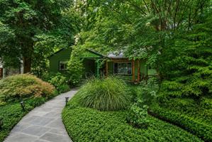 featured image of 110 Devon Ct