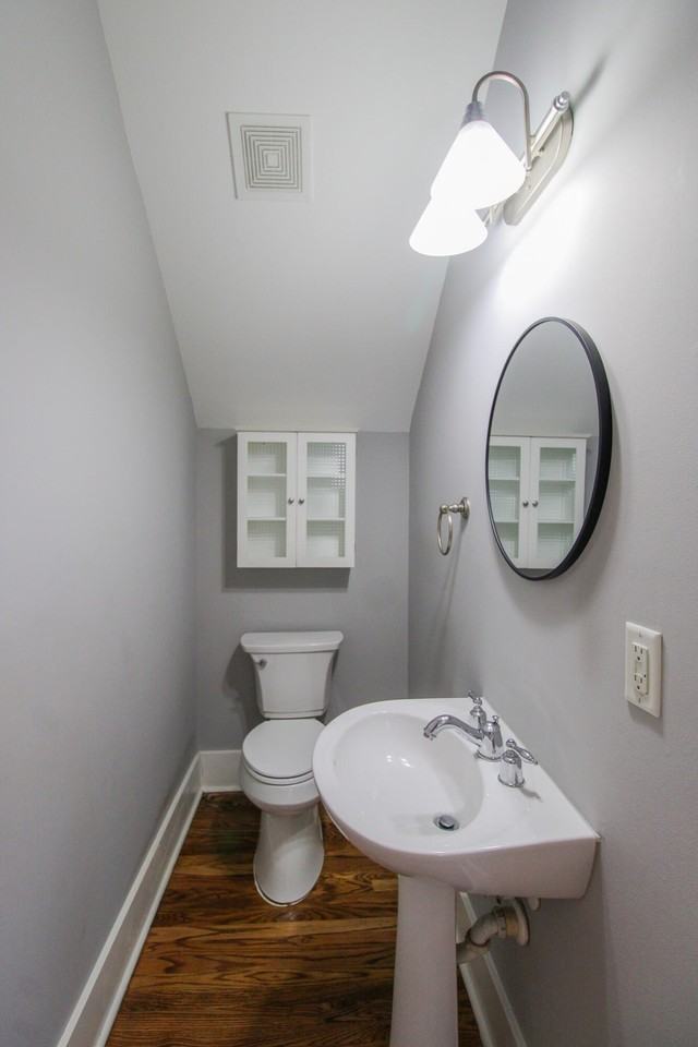 13 Corinne St - Photo 6 of 19