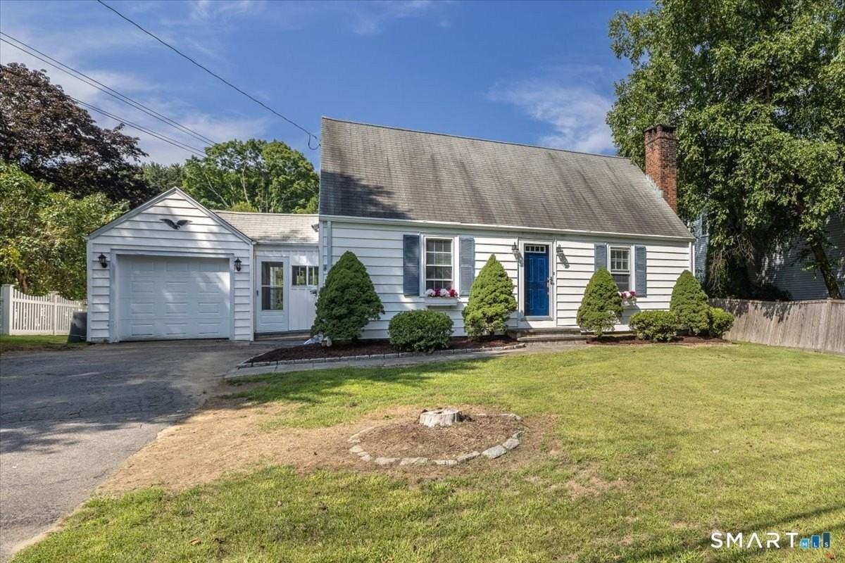 2759 Easton Tpke - Photo 2 of 34
