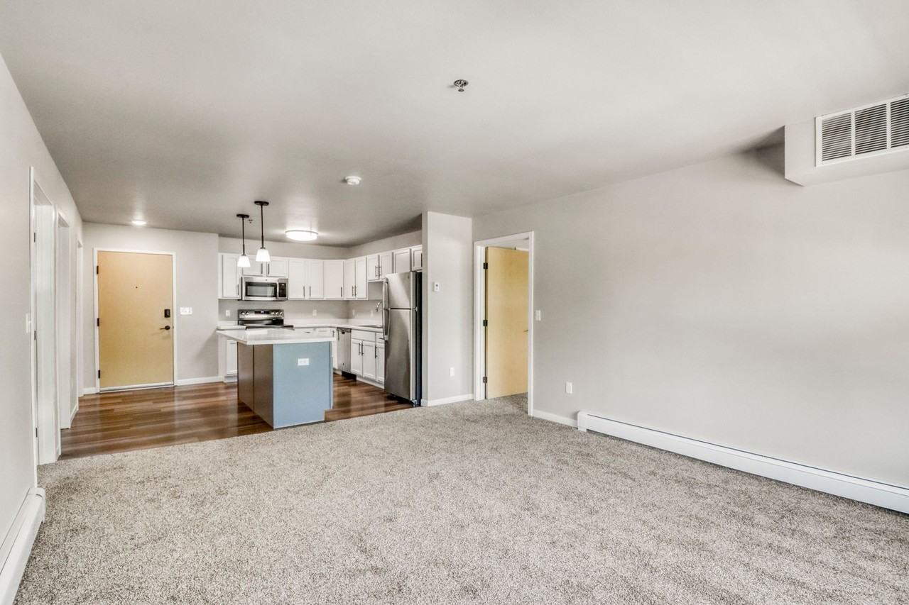 Midtown Apartments - Photo 6 of 26