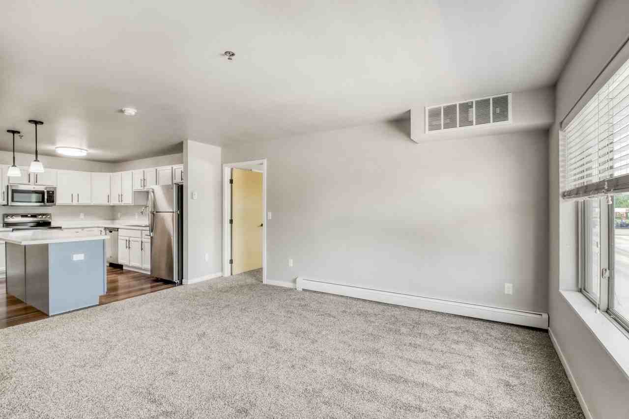 Midtown Apartments - Photo 7 of 26