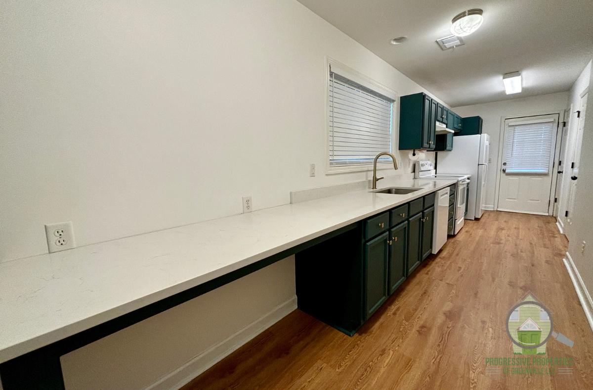 12 Mcleod St #1 - Photo 5 of 14