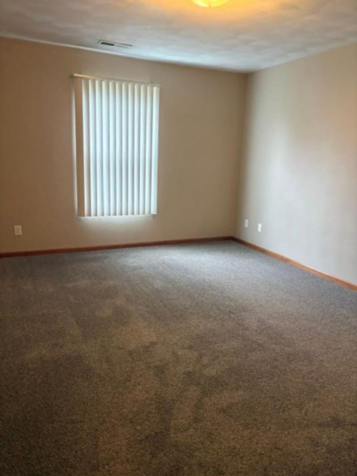 10212 Clearwing Ln - Photo 6 of 11
