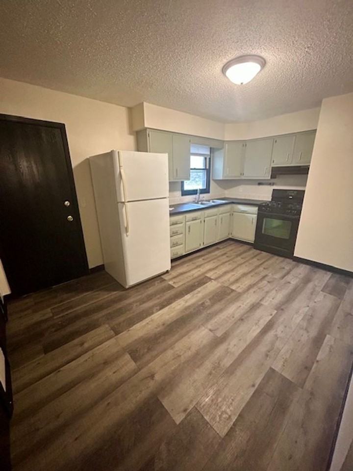 3614 Se 11th St - Photo 6 of 12