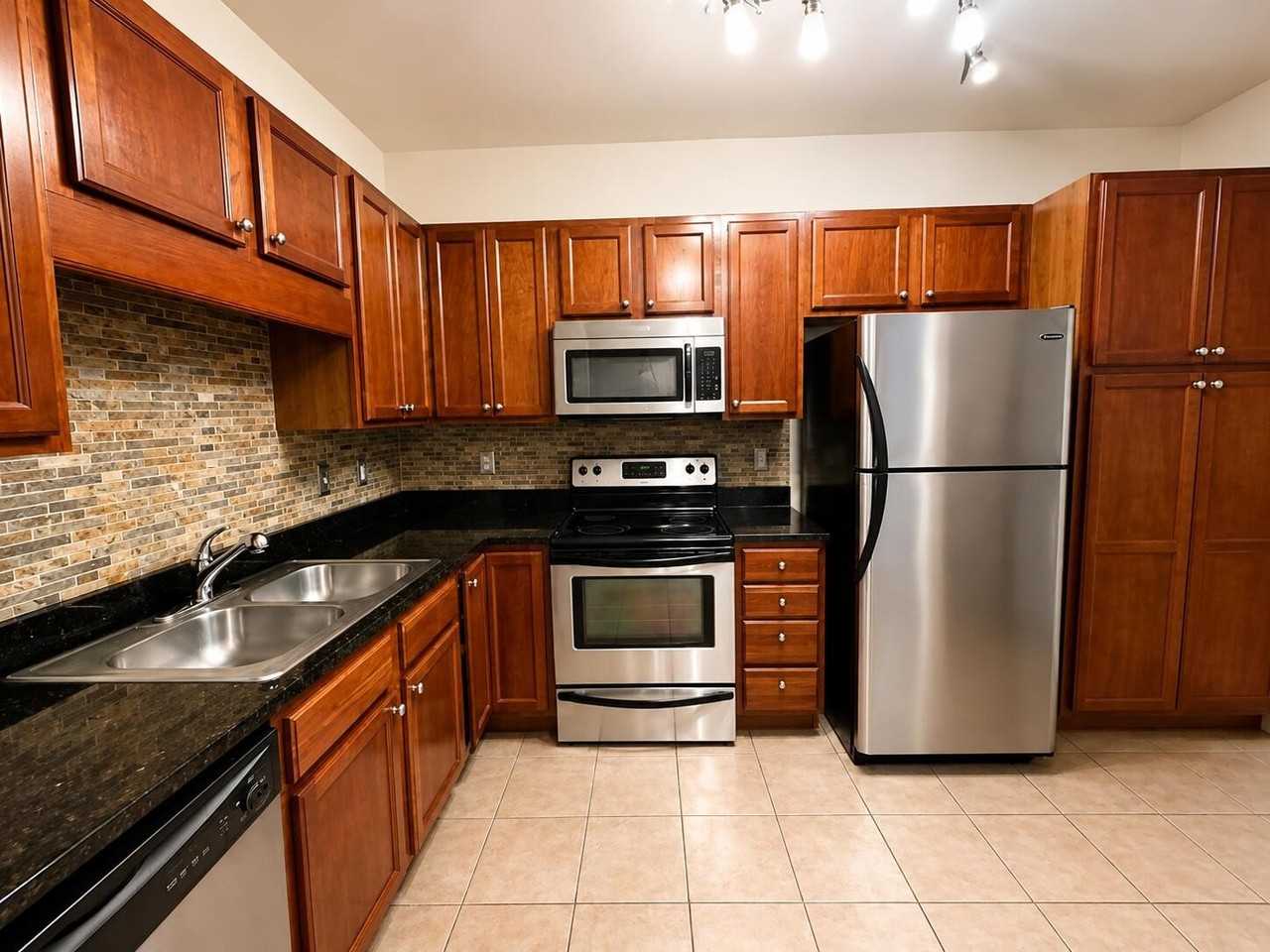 22 Trevor Dr - Photo 6 of 19