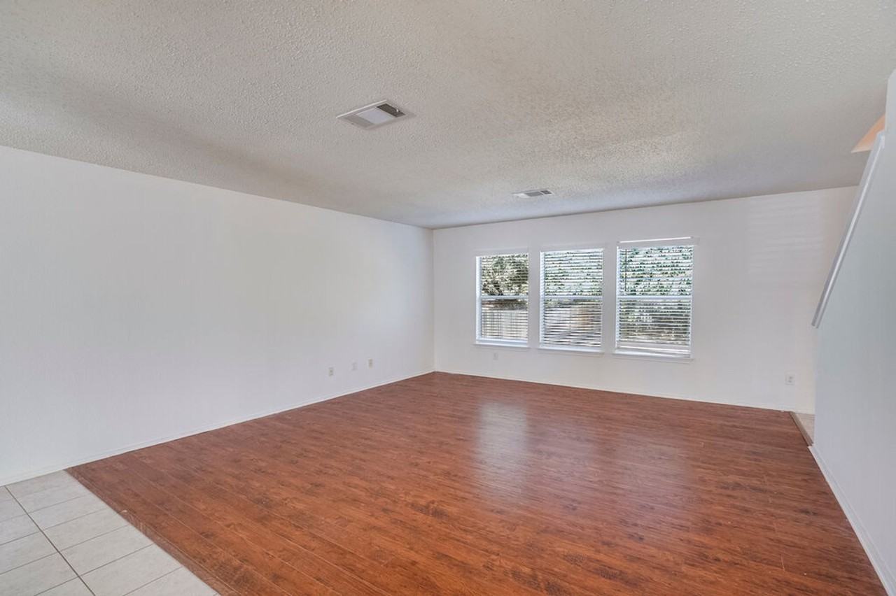 2602 Stapleford Dr - Photo 7 of 20
