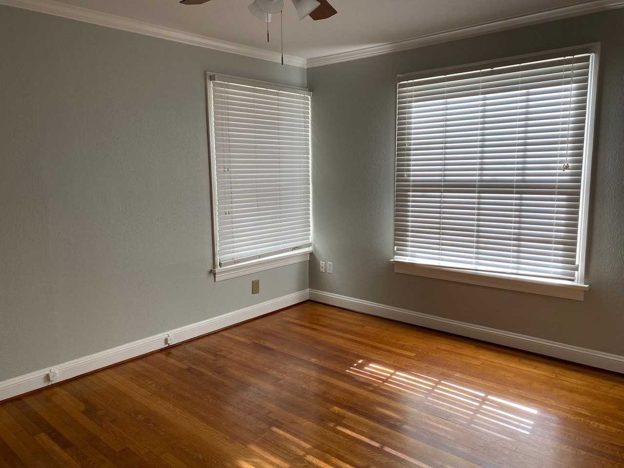3940 Baltimore Ave - Photo 7 of 11