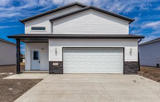 1506 Keystone Cir Ne - Photo 1 of 1