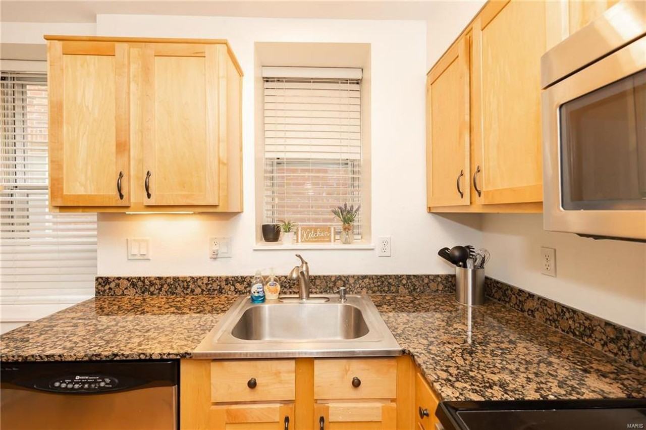 5350 Pershing Ave #2A - Photo 3 of 16