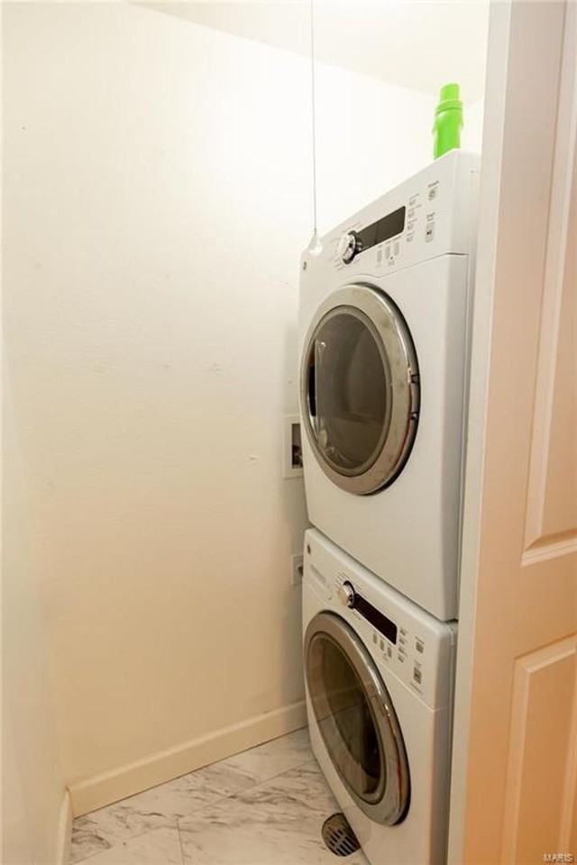 5350 Pershing Ave #2A - Photo 7 of 16