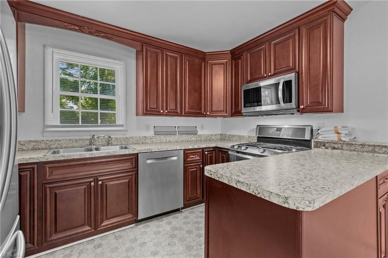 735 Bold St - Photo 5 of 19