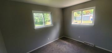 featured image of 4595 Lee Rd