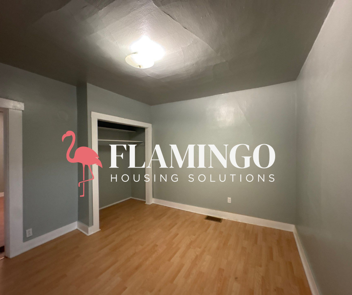721 Wyoming St - Photo 5 of 12