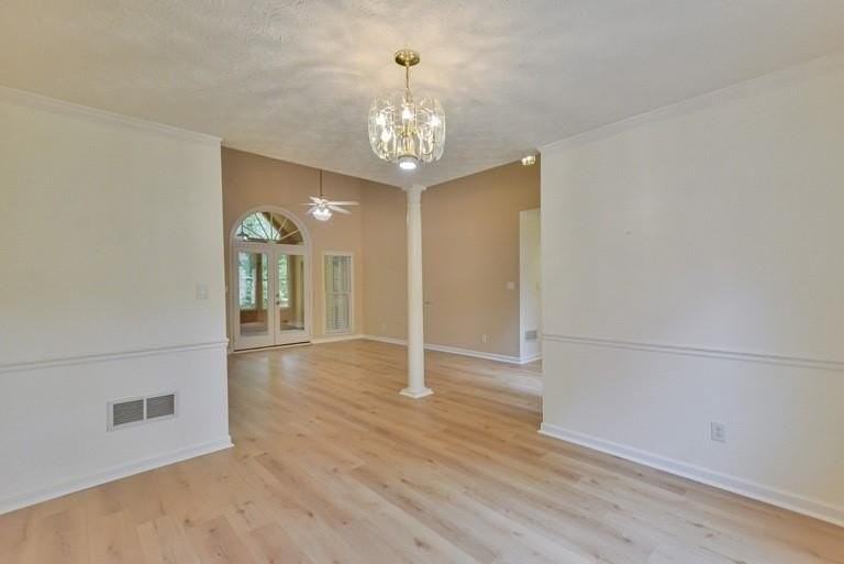 114 Due West St - Photo 5 of 32