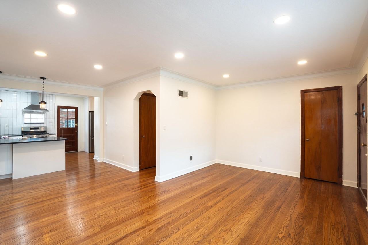 5011 Mccausland Ave - Photo 3 of 25