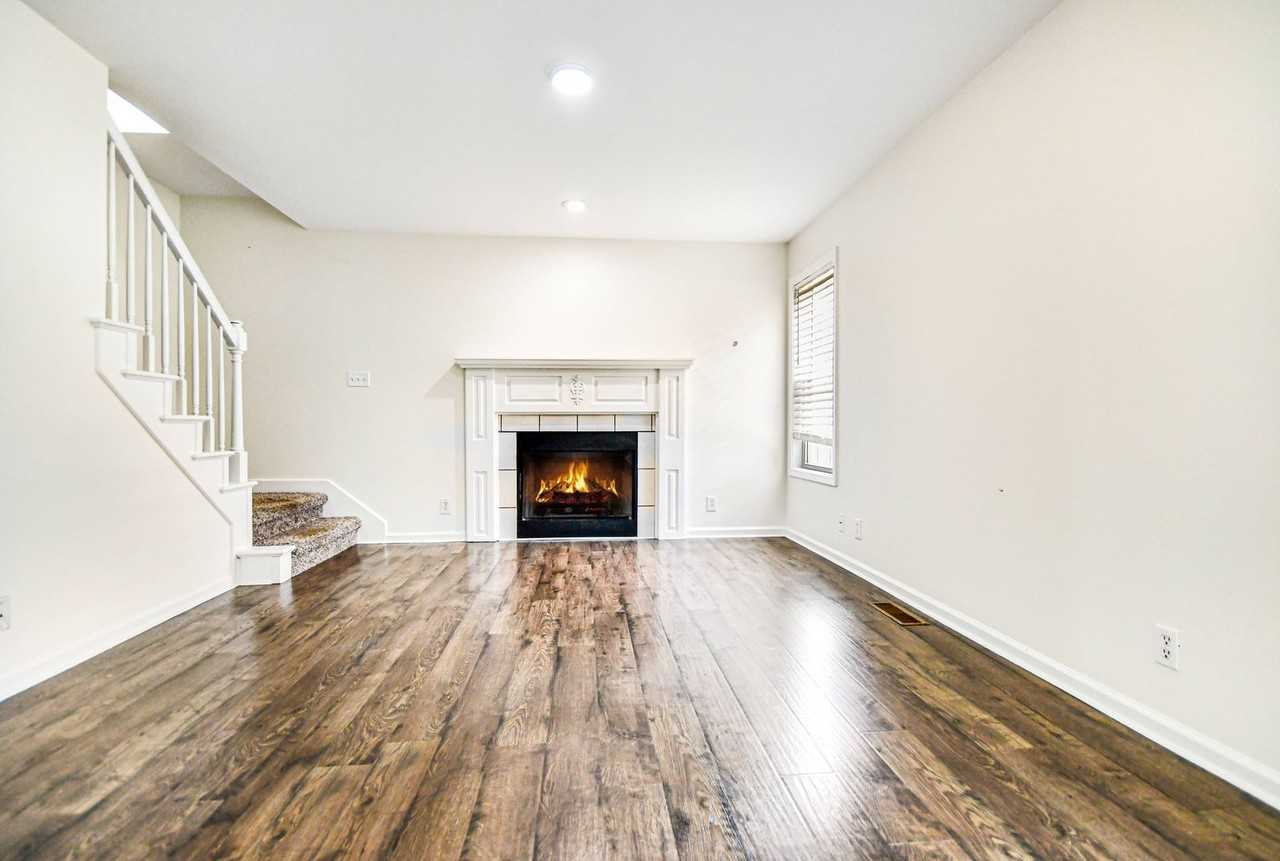 3378 Poplar Hl - Photo 6 of 26