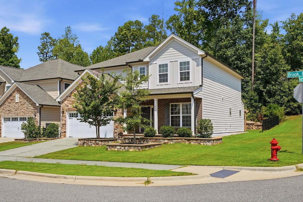 438 Brook Pine Trl - Photo 3 of 30