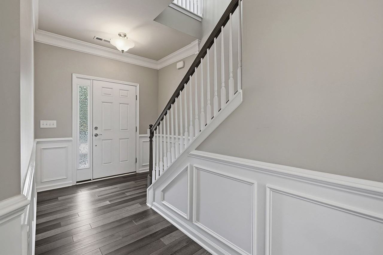 438 Brook Pine Trl - Photo 5 of 30