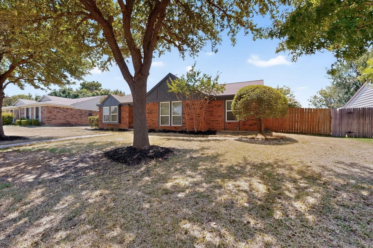 215 Aspenway Dr - Photo 5 of 46