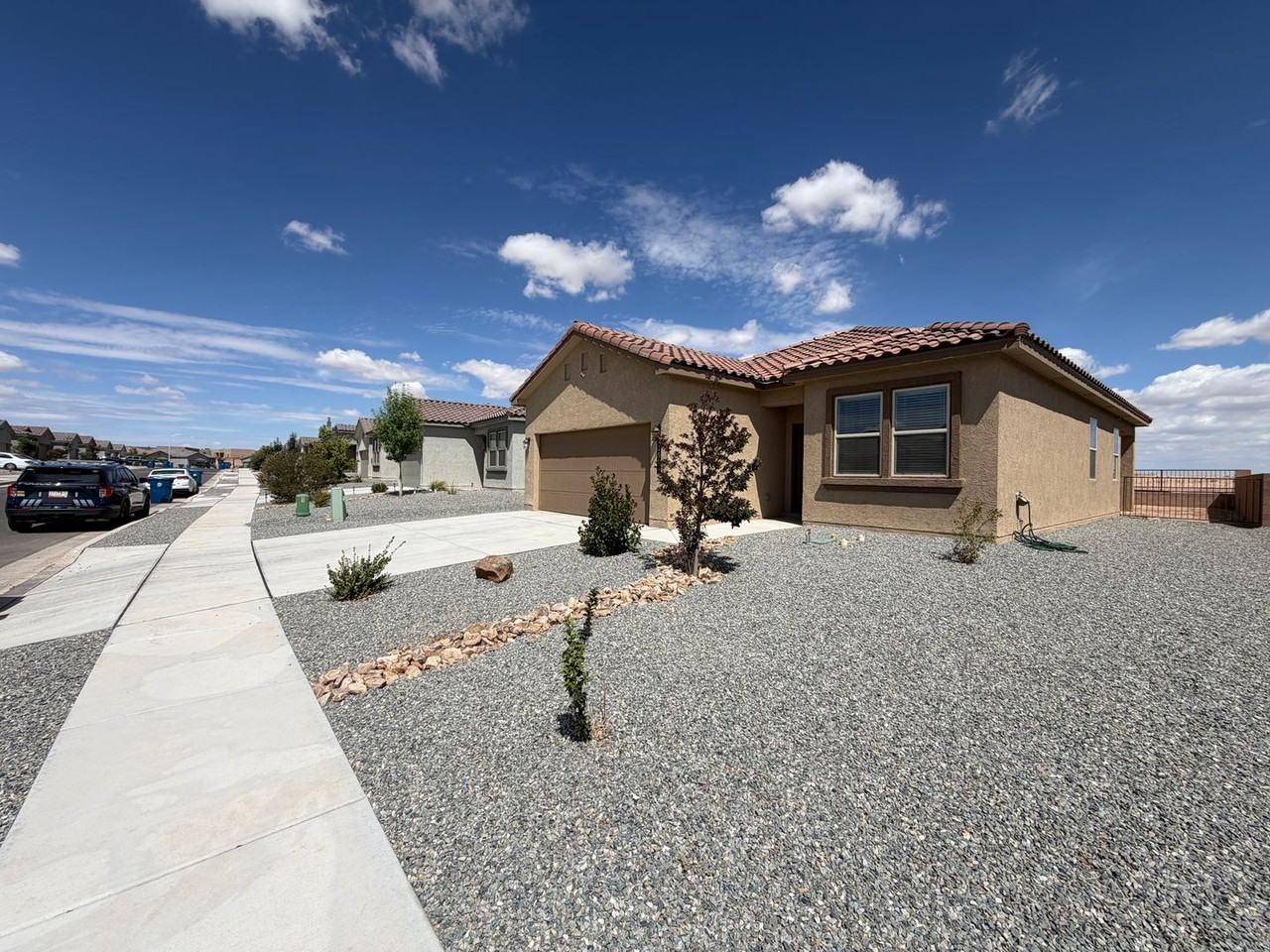1504 Alto Colores St Nw - Photo 2 of 31
