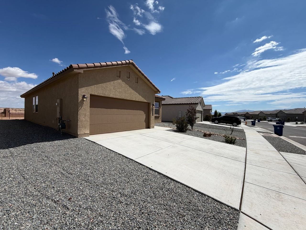 1504 Alto Colores St Nw - Photo 3 of 31