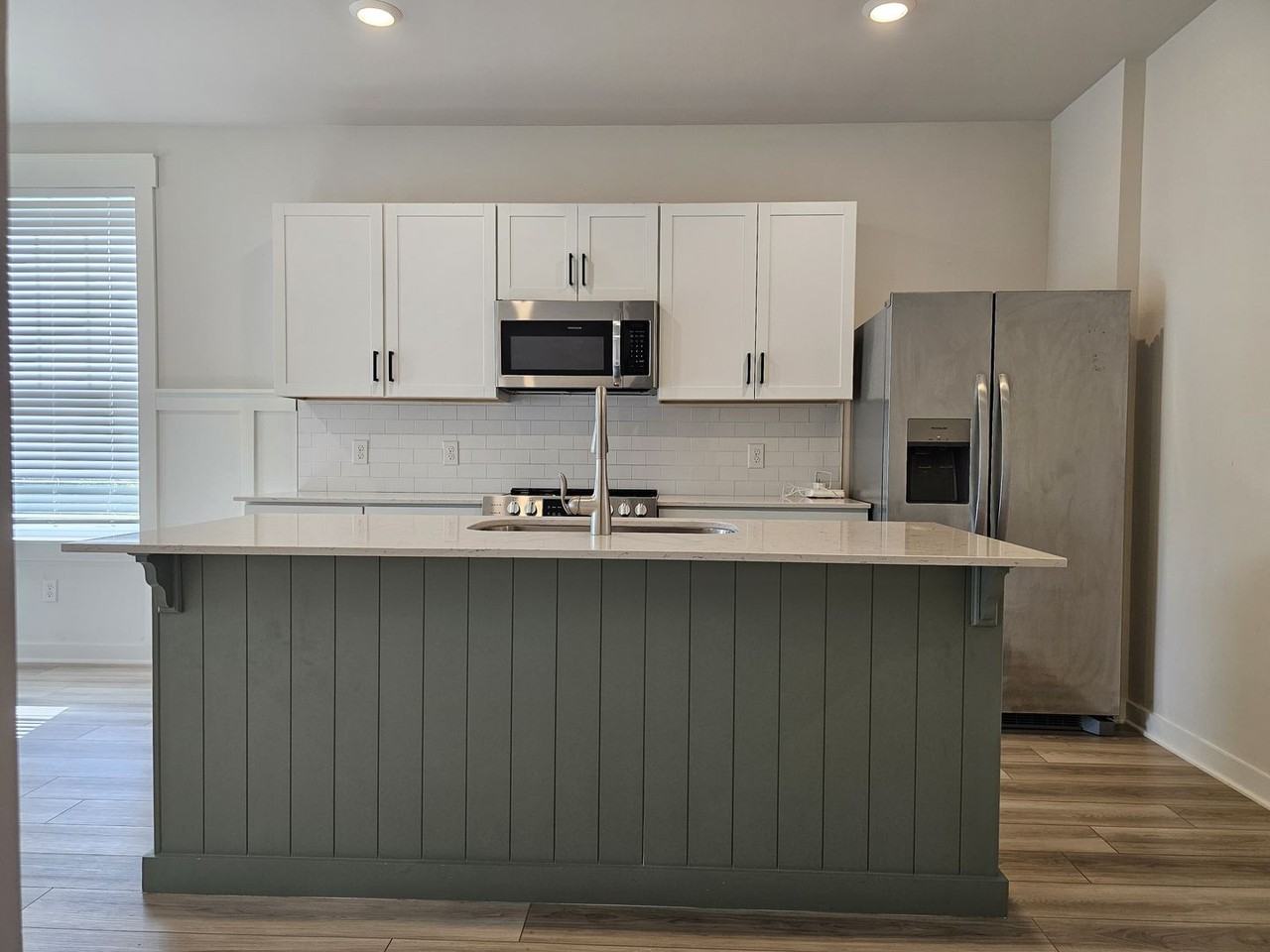 645 Birdie Dr - Photo 3 of 20