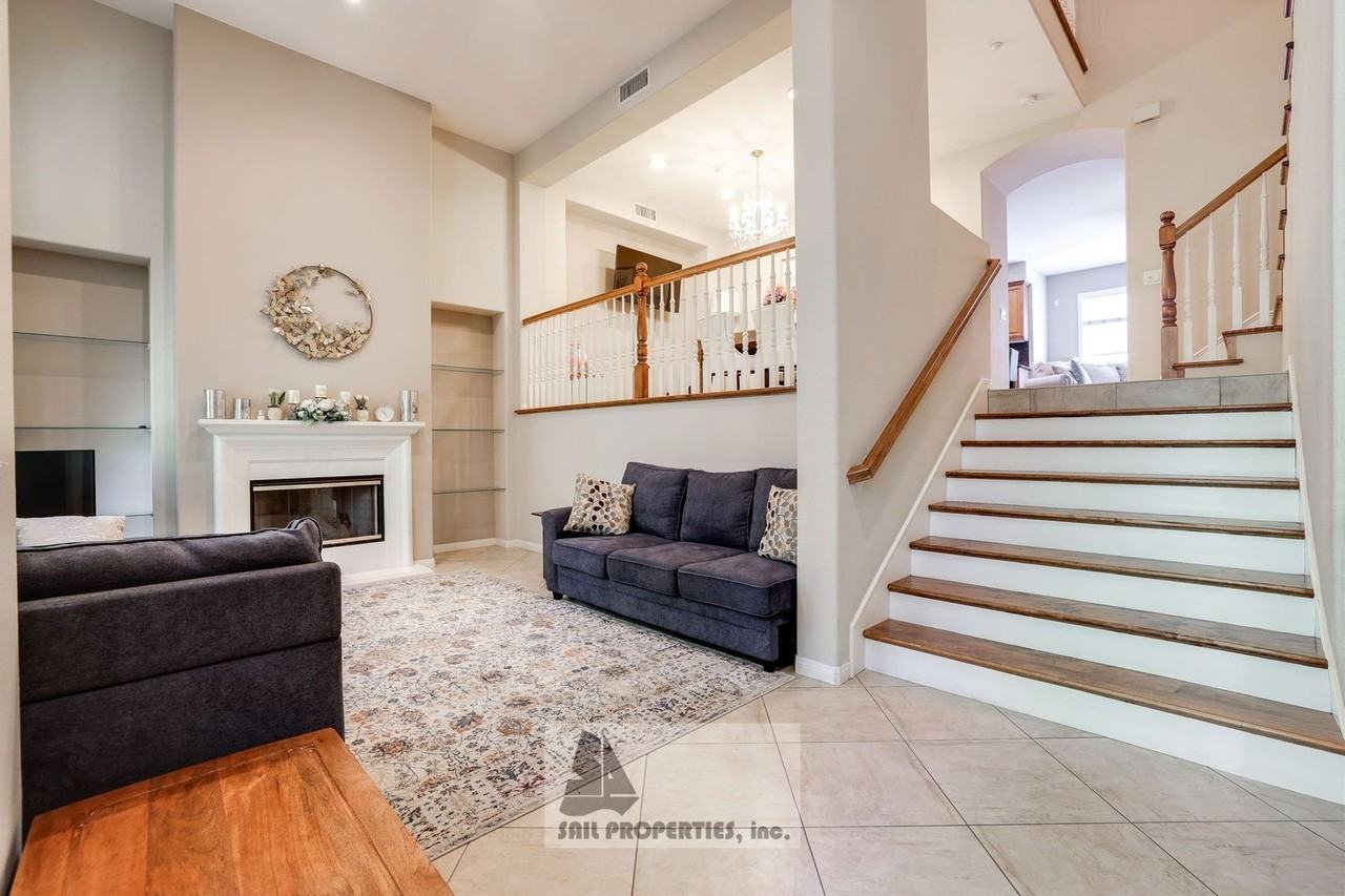 6251 Pacific Pointe Dr - Photo 5 of 27