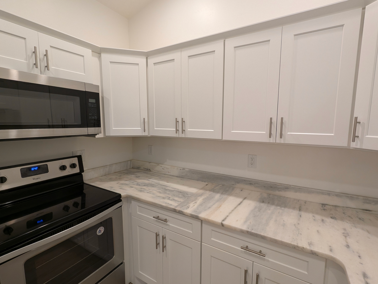 344 S 740 W #302 - Photo 2 of 19