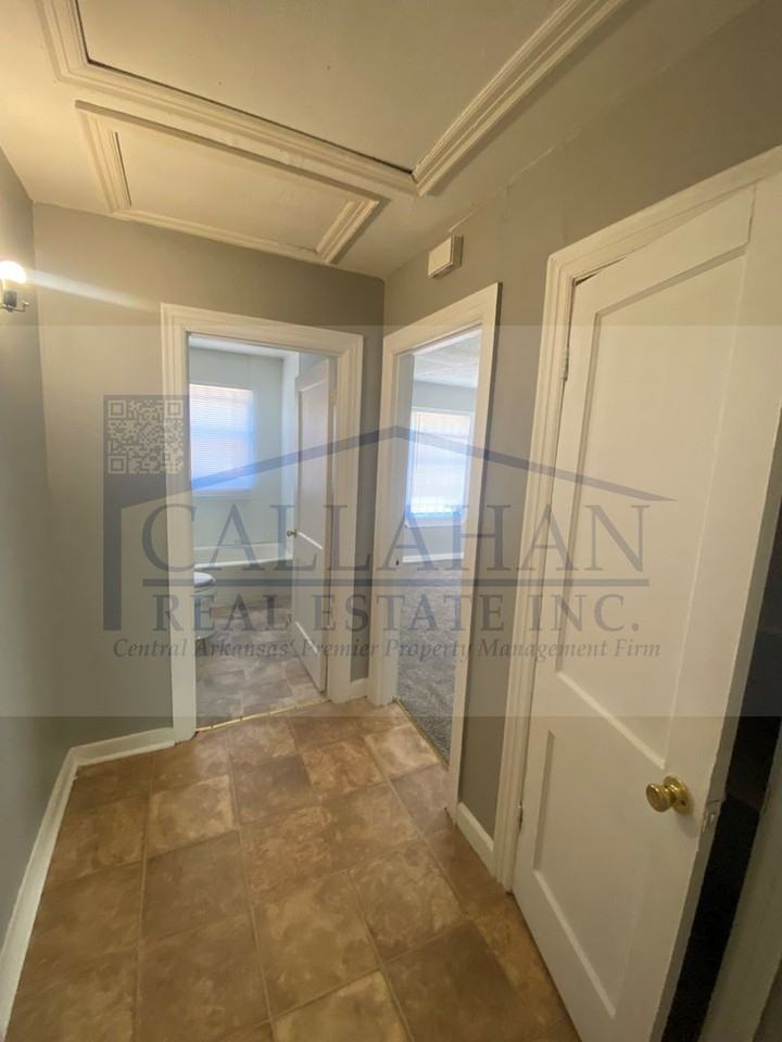 1007 Dennison St - Photo 5 of 7