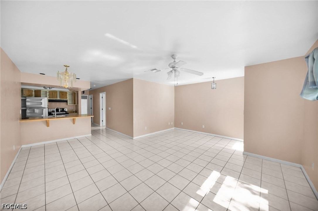 517 Se 23rd Pl - Photo 3 of 16