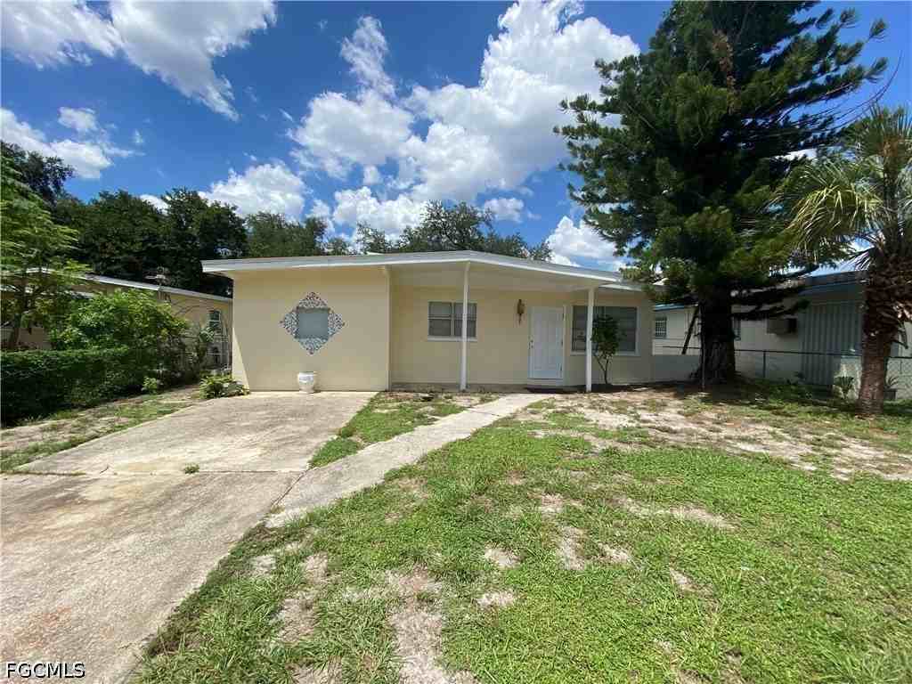 3243 C St - Photo 2 of 22