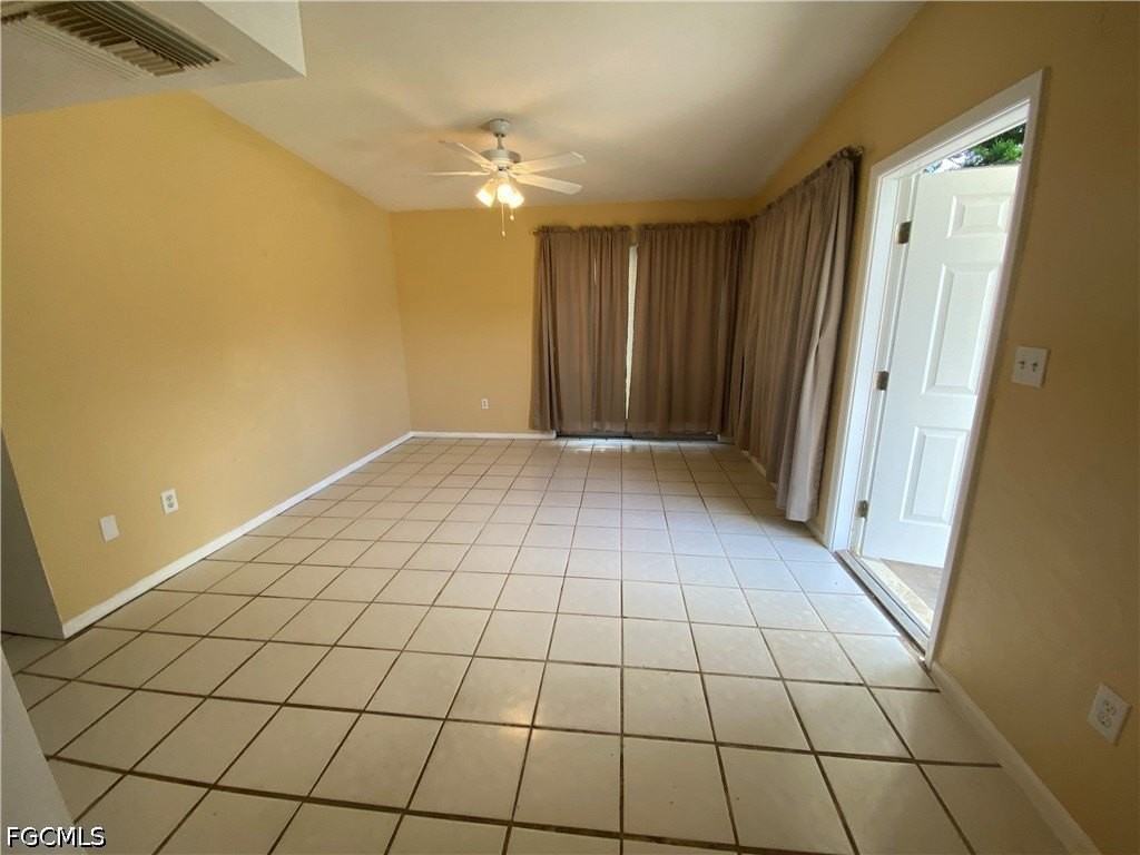 3243 C St - Photo 3 of 22