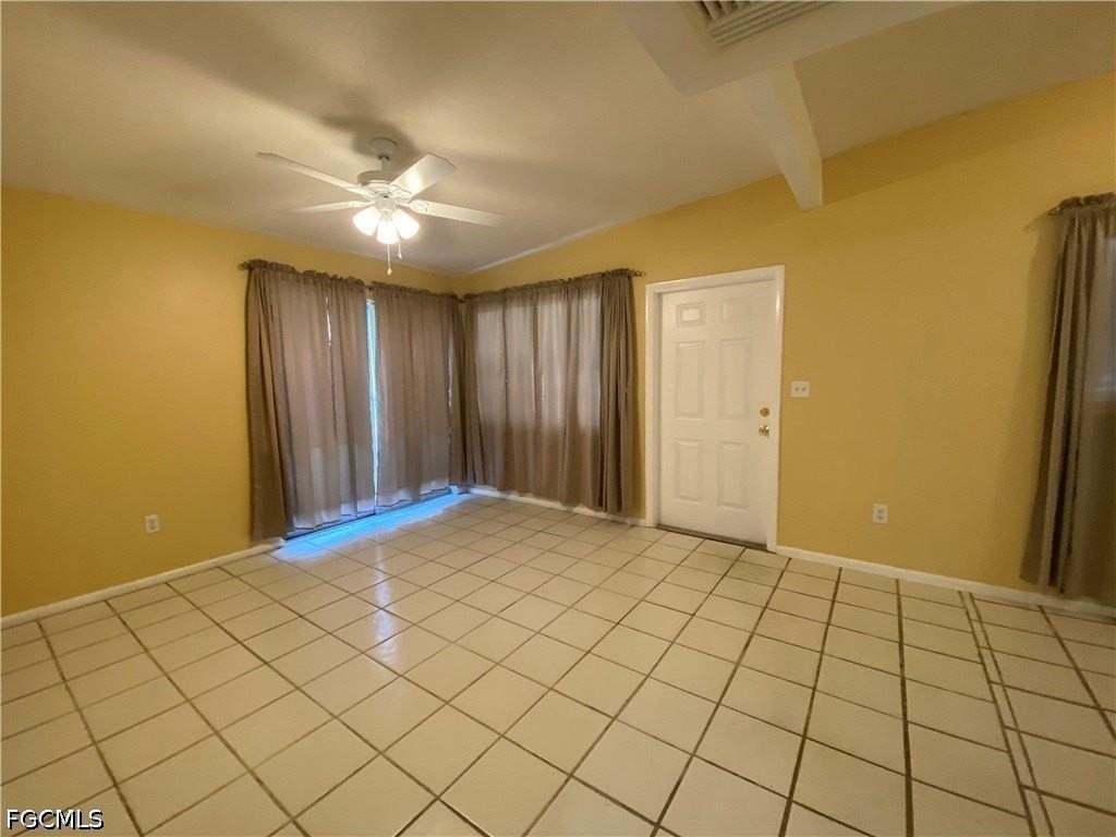 3243 C St - Photo 4 of 22
