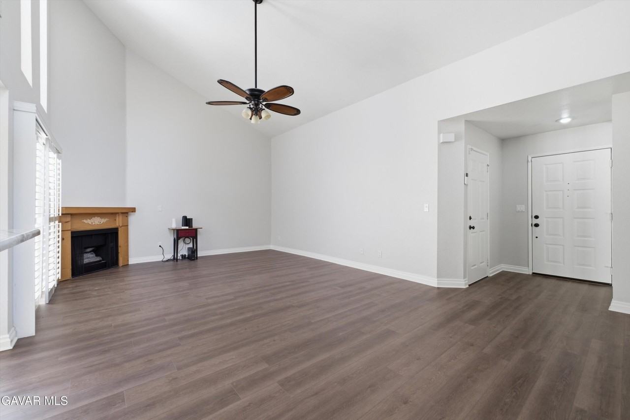 43334 32nd St W #34 - Photo 7 of 24
