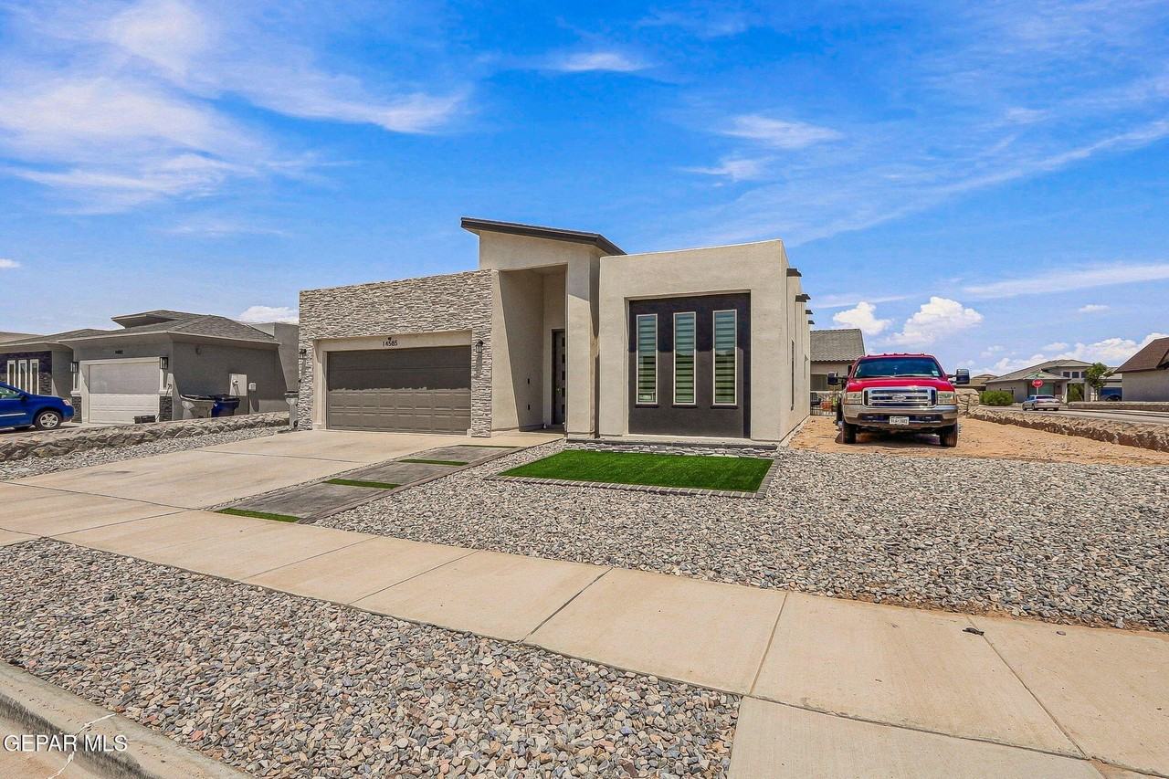 14585 John Mcneely Ave - Photo 3 of 41