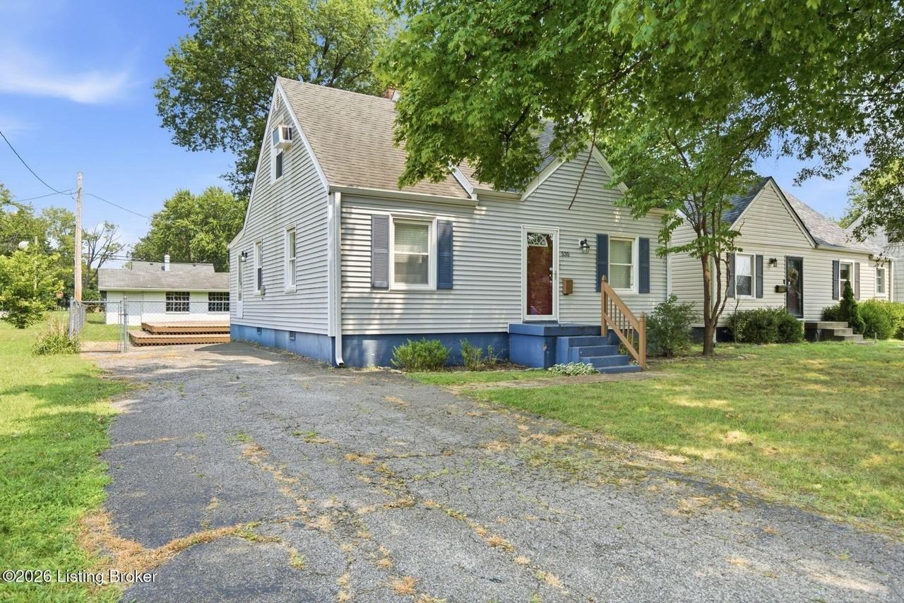 535 Harris Pl - Photo 4 of 44