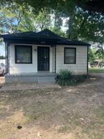 featured image of 2292 Redwood Ave #1