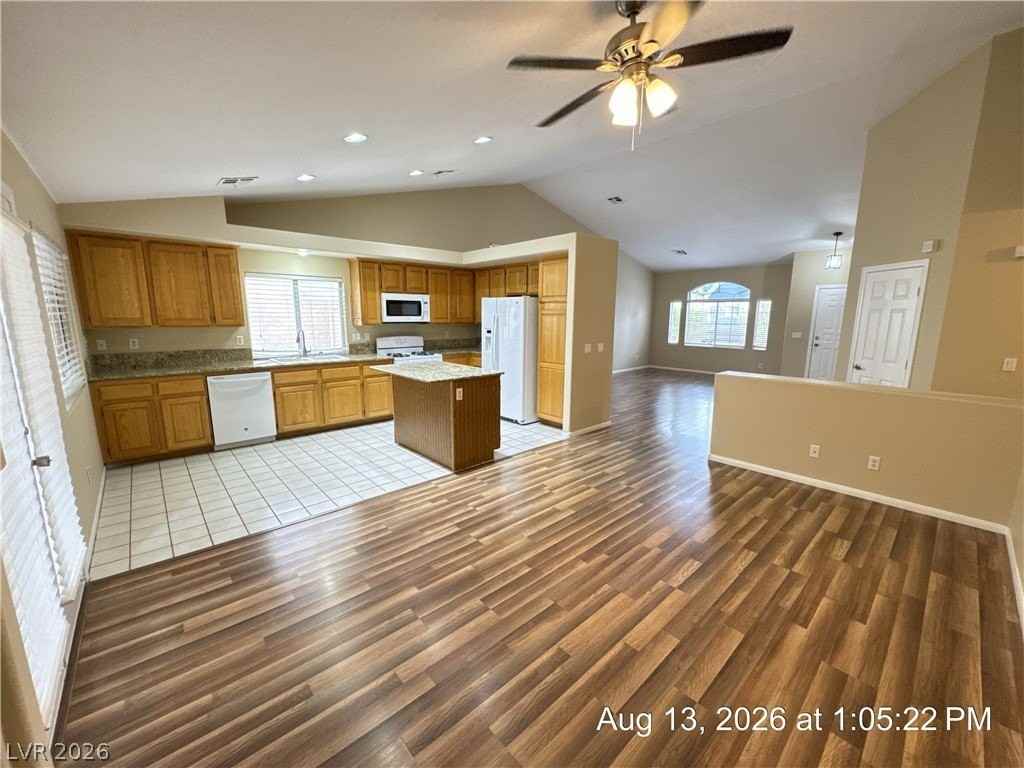 1831 Dawn Ridge Ave - Photo 6 of 35