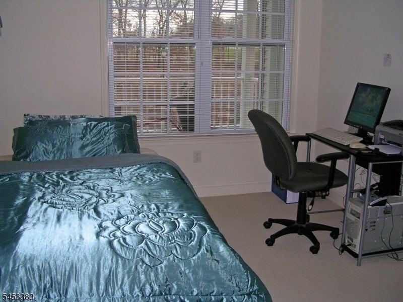 1203 Wharton Ct - Photo 6 of 9