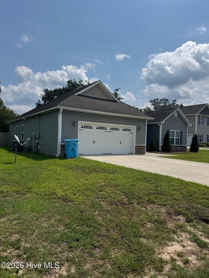 157 Prelude Dr - Photo 3 of 26