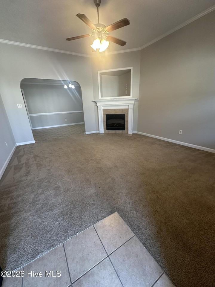 826 Whispering Willow Ct - Photo 2 of 11
